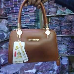 French spring new trendy women's tote bag temperament Romantic chain bag foreign fashion V grid embroidered big bag women